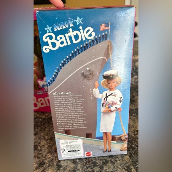 Barbie Stars 'N' Stripes Navy Doll Special Edition Mattel 1990 - Picture 2 of 2